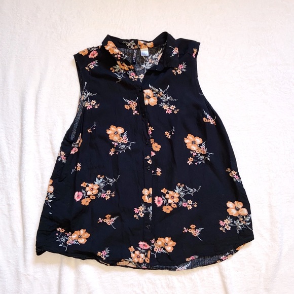 Floral Top - Picture 1 of 3